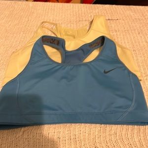 Sport bra Nike